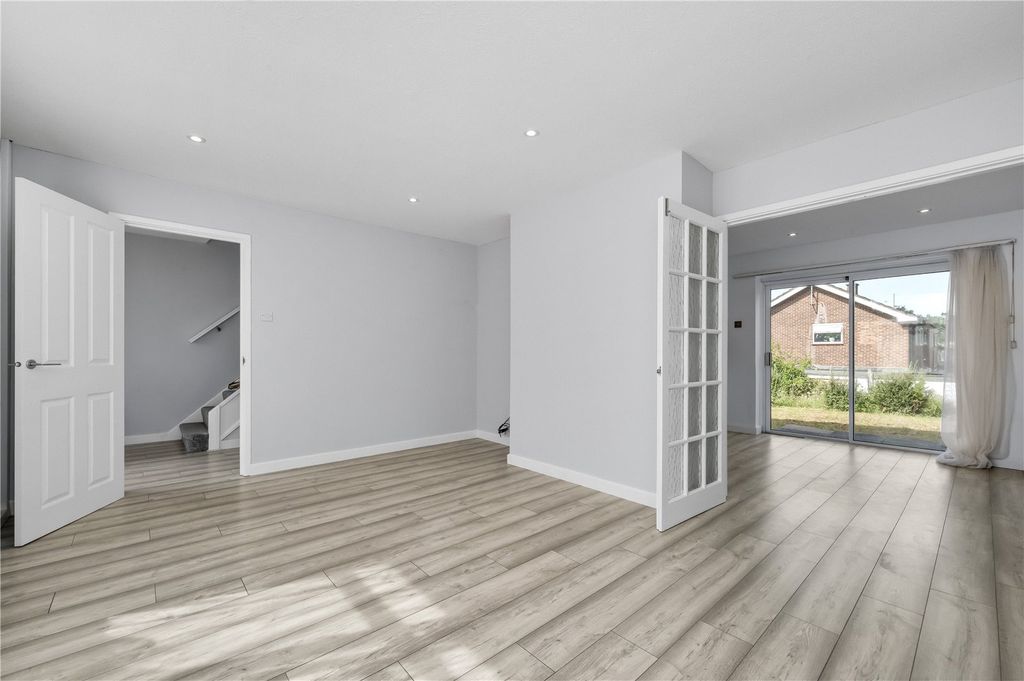 Property photo 2 of 16 Reception Room