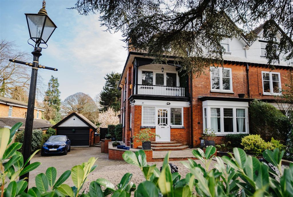 Property photo 3 of 60 3.Jpg