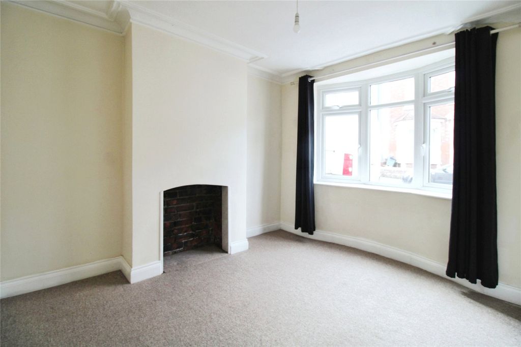 Property photo 2 of 21 Picture No. 02