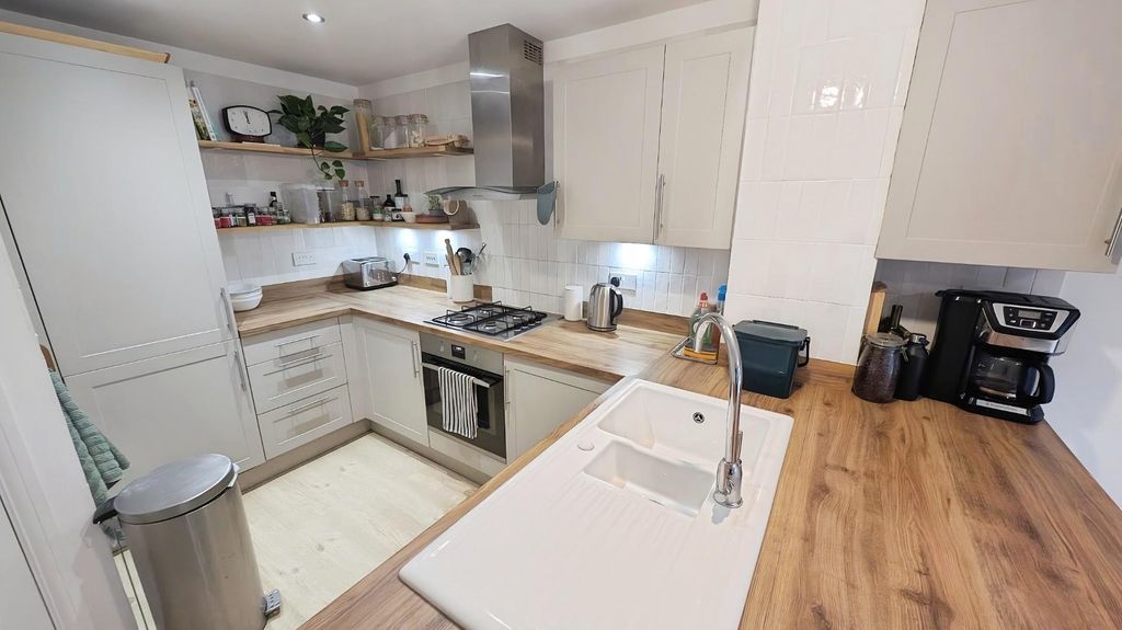 Property photo 3 of 24 508 Dowsell Way Kitchen c.Jpg