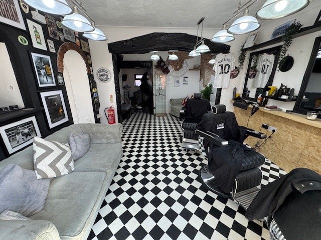 Property photo 1 of 4