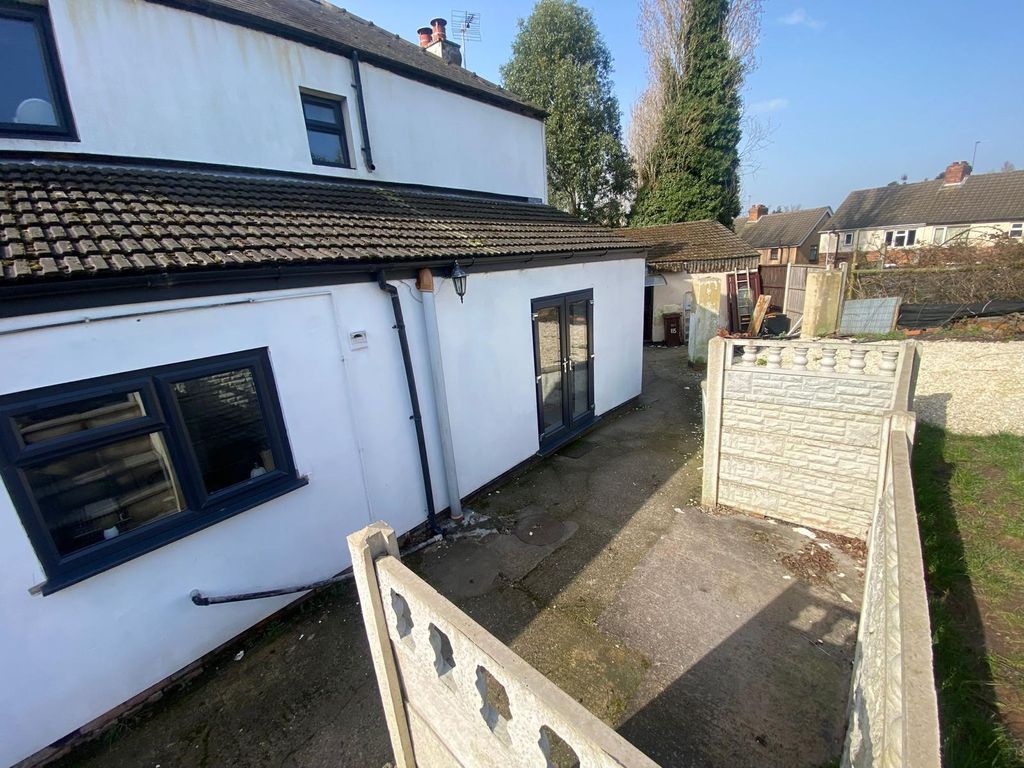 Property photo 3 of 25