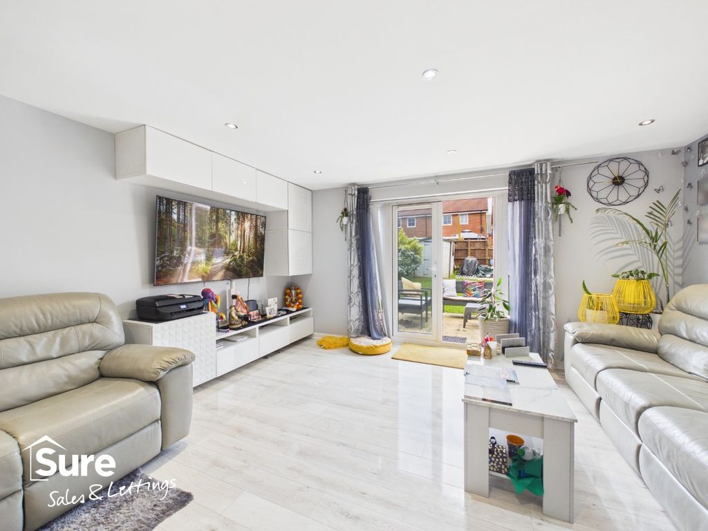 Property photo 2 of 30 5153945