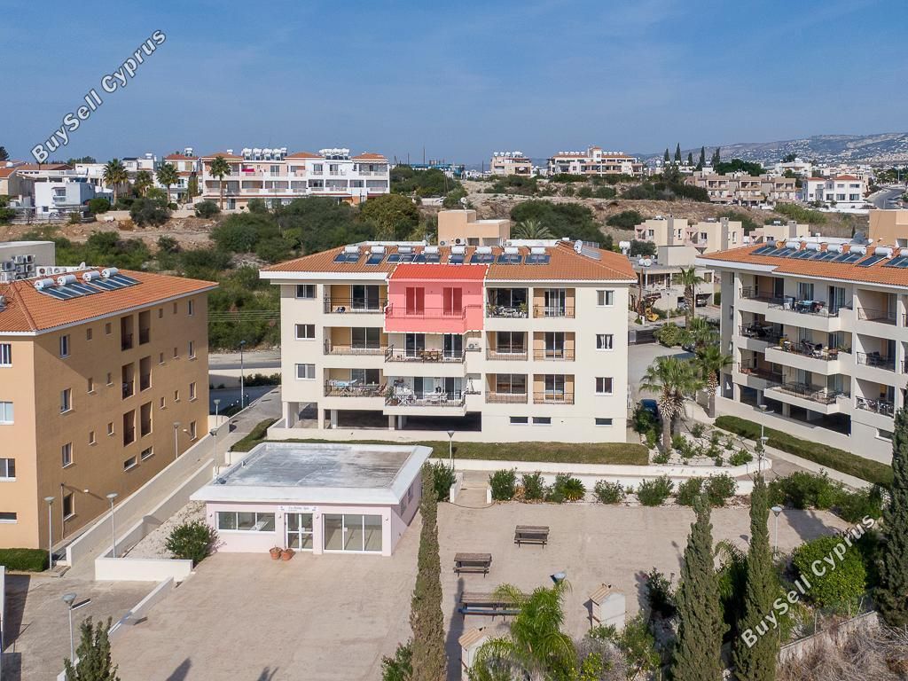 Property photo 3 of 24