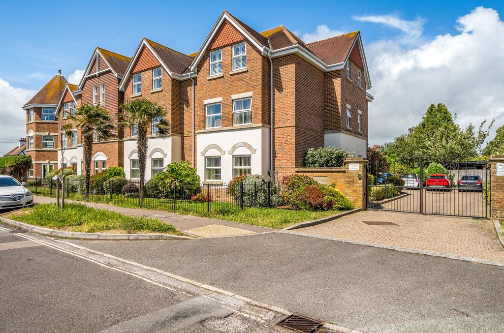 Property photo 1 of 13 1470765-17-6A217F...