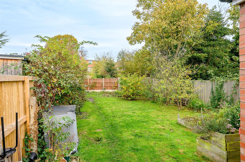 Property photo 3 of 16 Rear