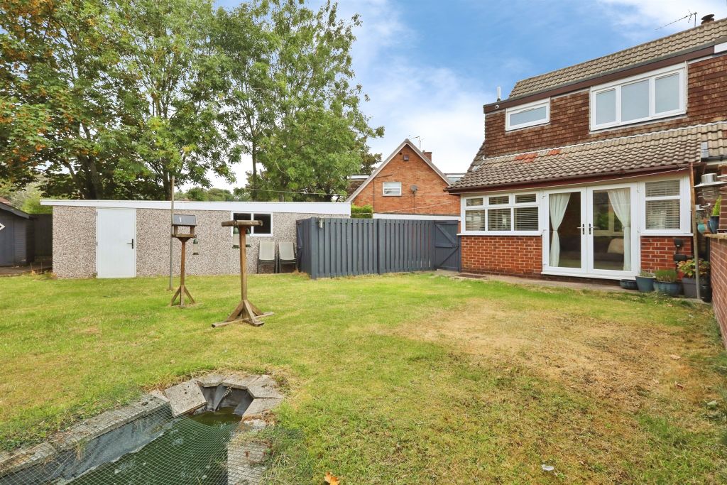 Property photo 2 of 19