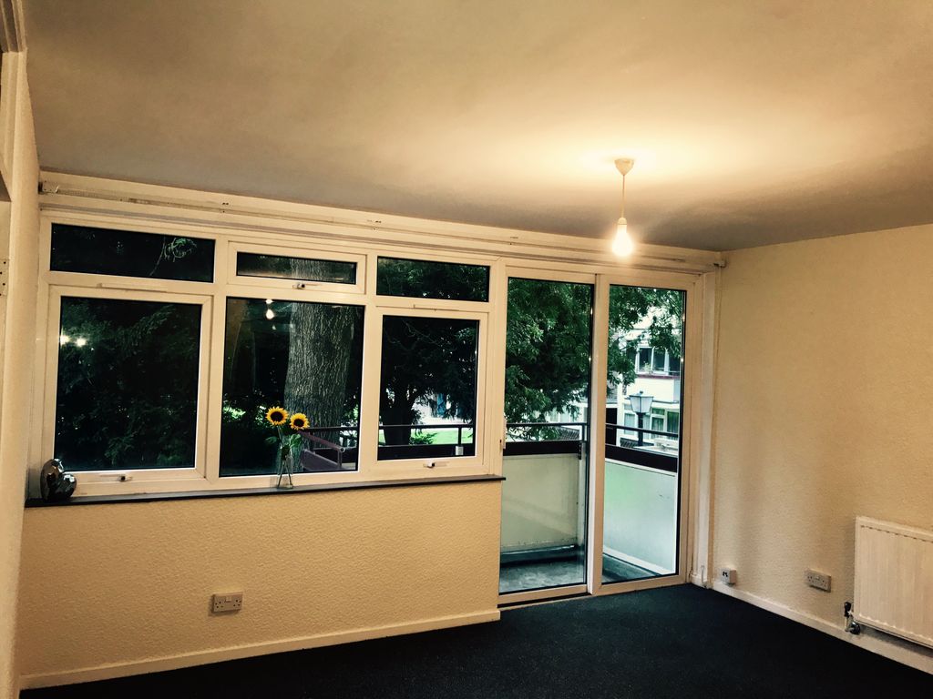 Property photo 3 of 5