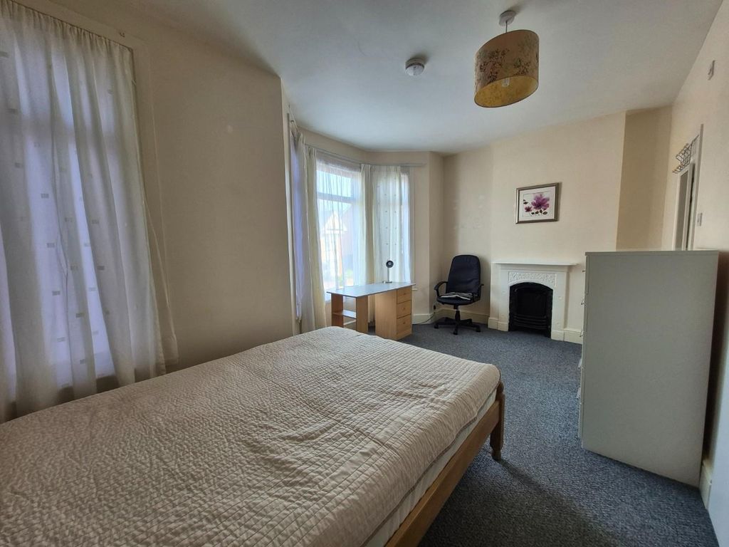 Property photo 2 of 6 20250426_091821_Resized.Jpg