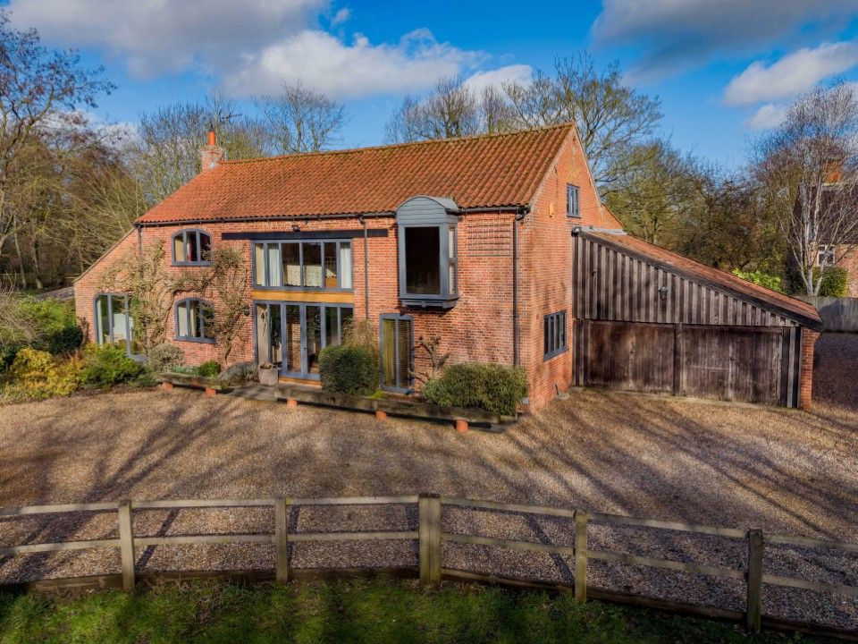 Property photo 1 of 35