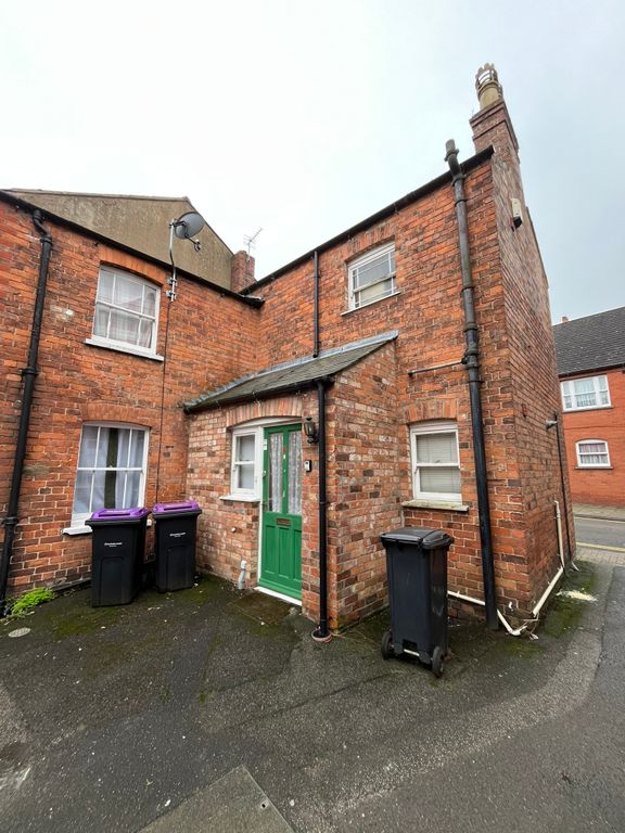 Property photo 2 of 13