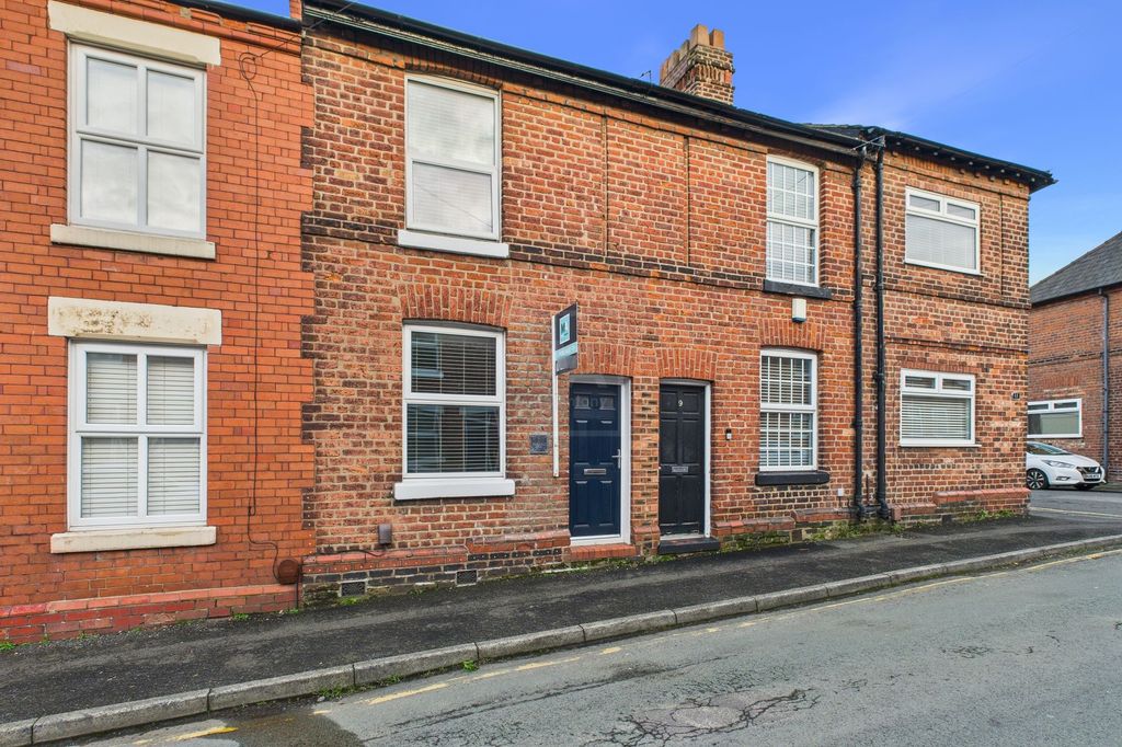 Property photo 1 of 14 Front External