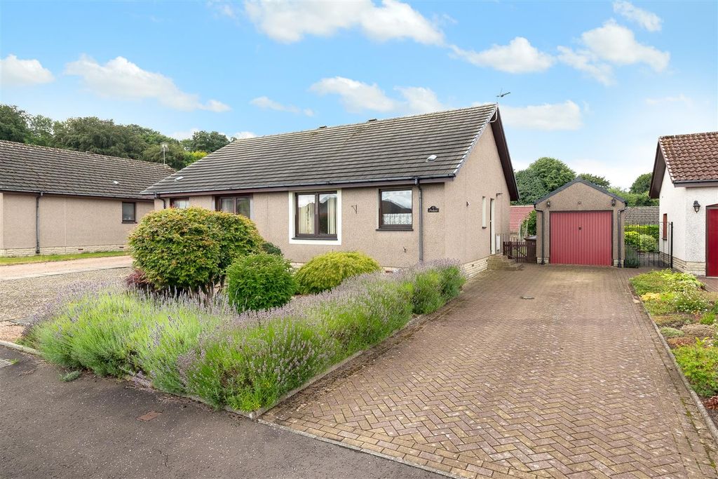 Property photo 1 of 20 Ex_Externals.Jpg