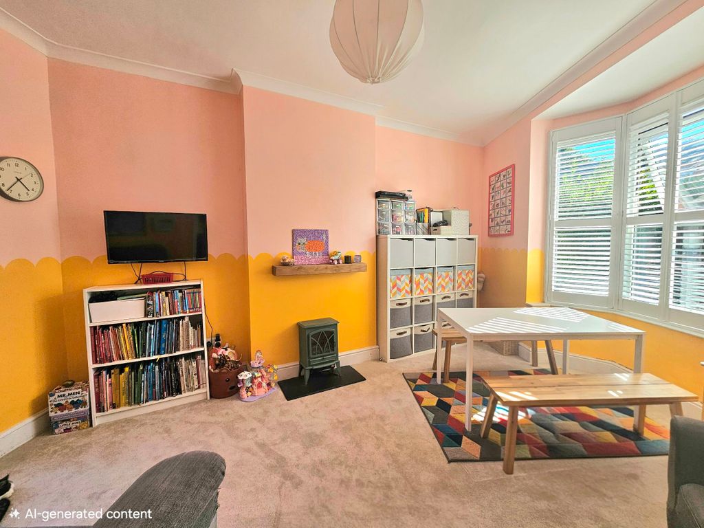 Property photo 3 of 27