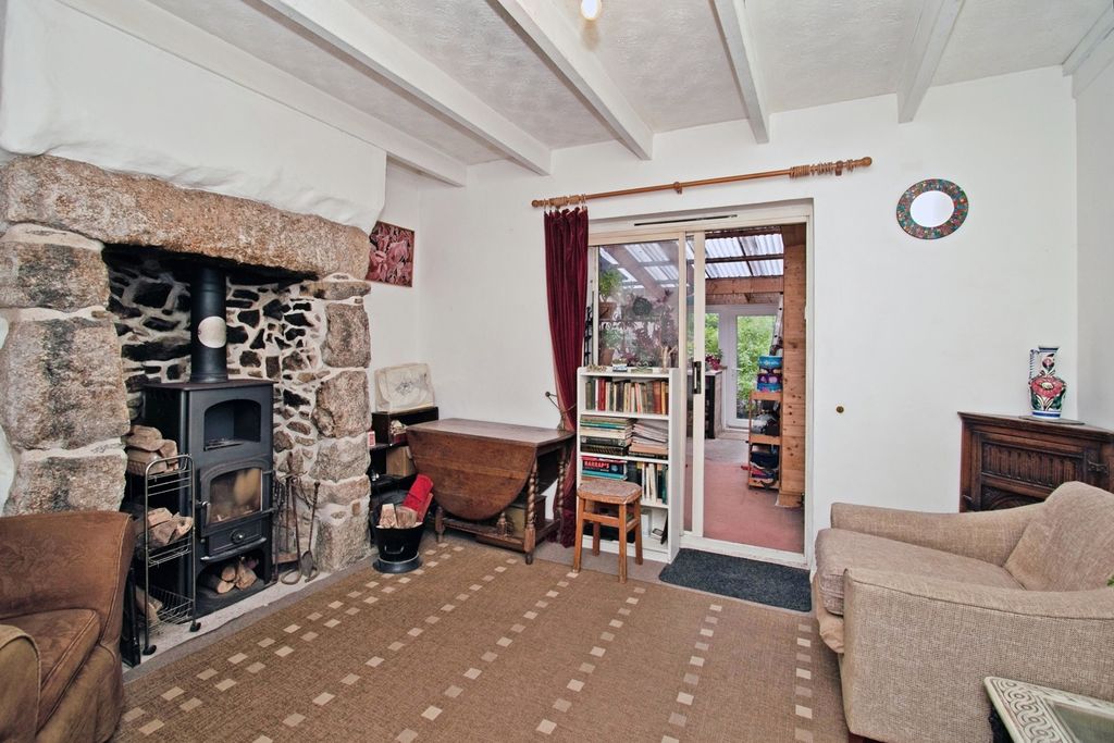 Property photo 2 of 21 Pbox-Img.Jpg