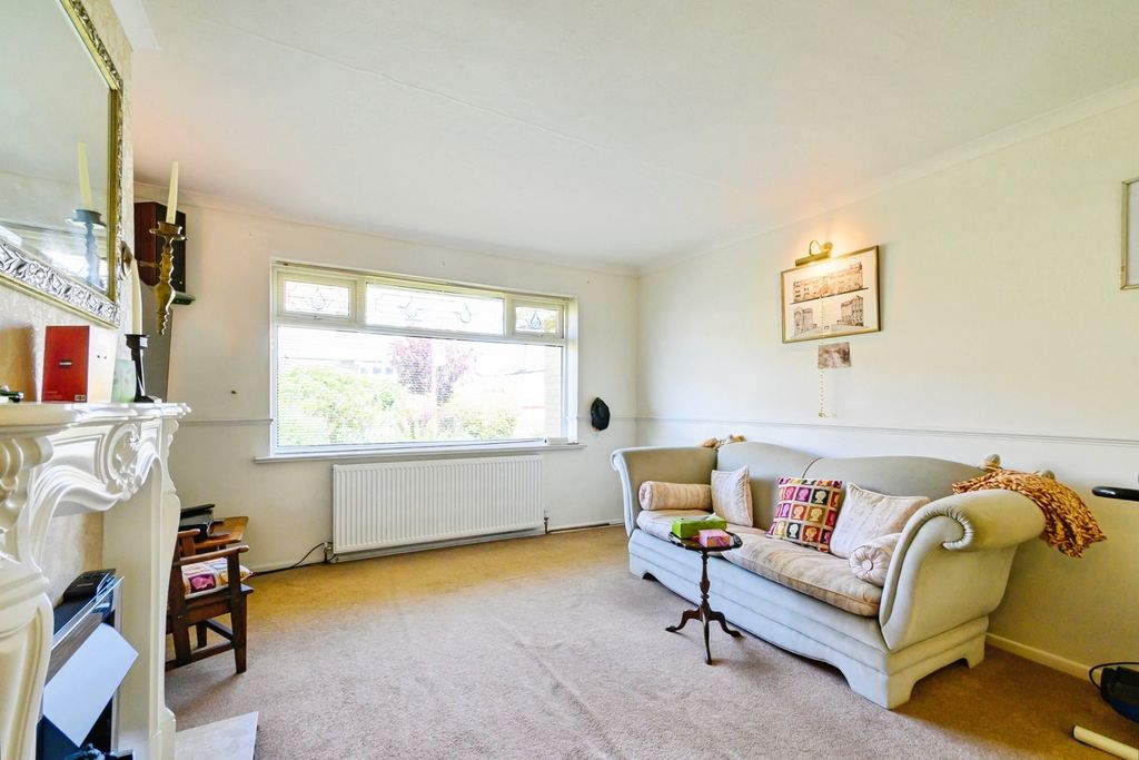 Property photo 3 of 34 Pbox-Img.Jpg