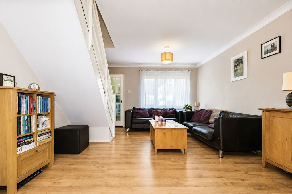 Property photo 2 of 15