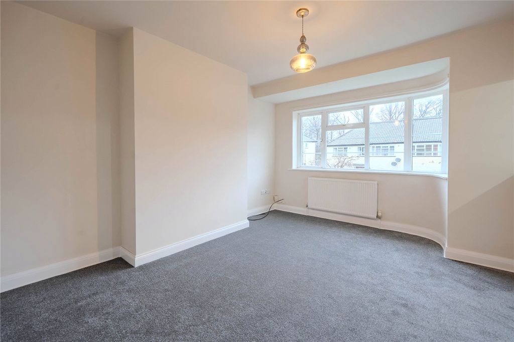 Property photo 3 of 9 Picture No. 06