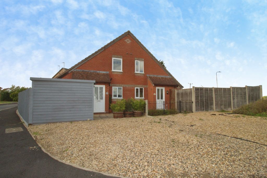 Property photo 1 of 7 50F4E611-Img_5452
