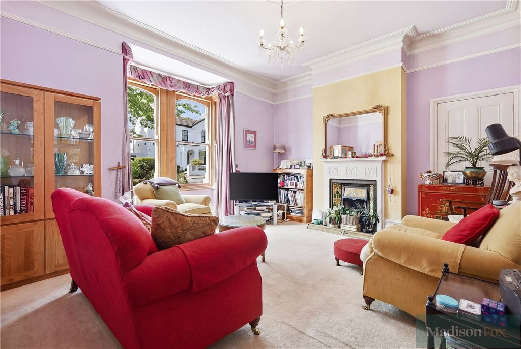 Property photo 2 of 36 Picture No. 38
