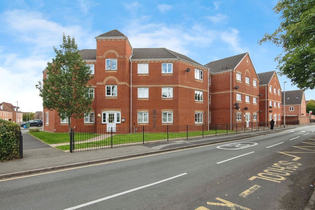 Property photo 1 of 15