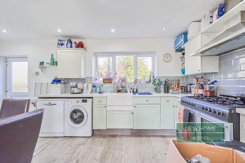 Property photo 2 of 24 Photo 6