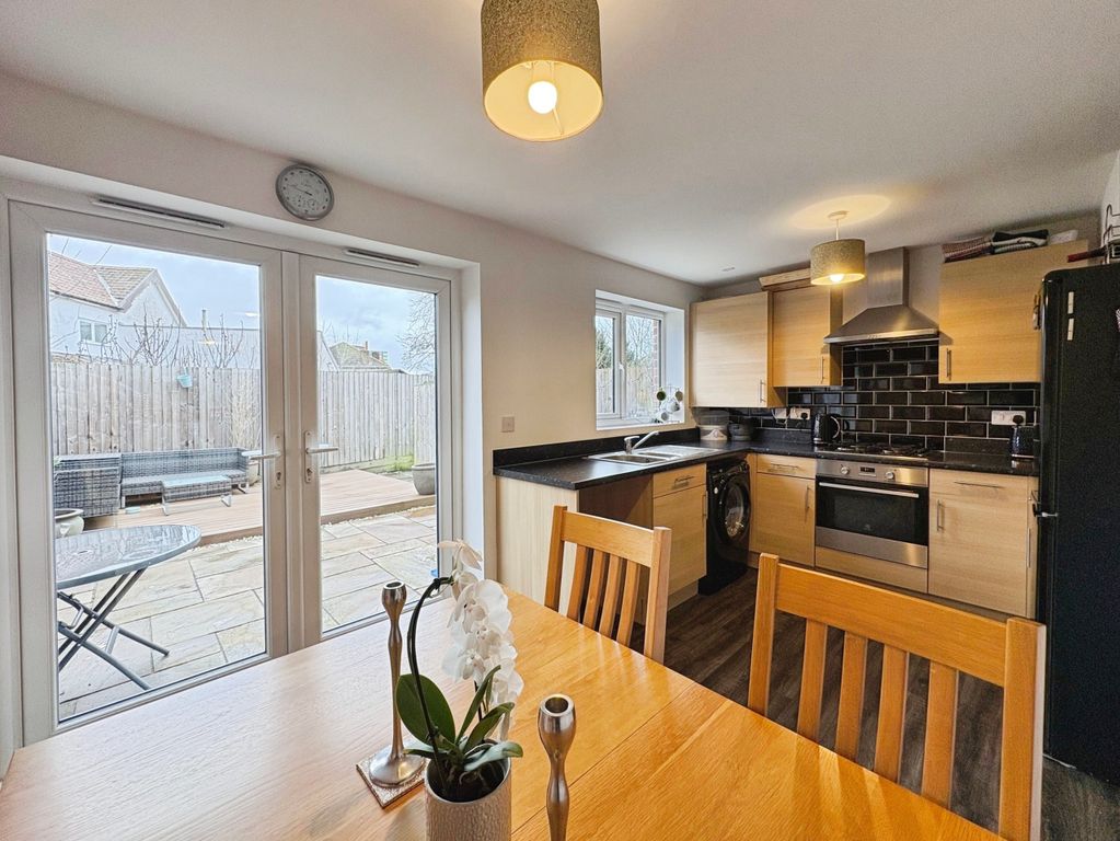 Property photo 3 of 21 Kitchen/Diner