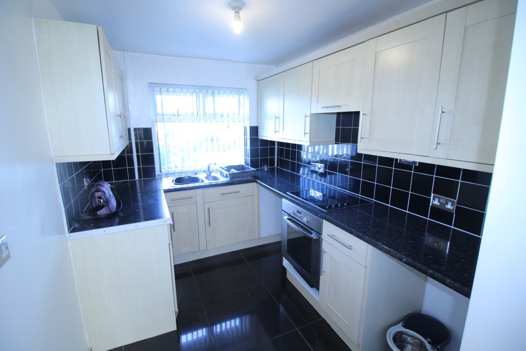 Property photo 2 of 7 Img_0932
