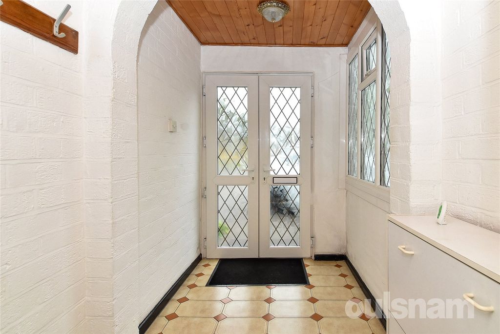 Property photo 2 of 37 Picture No. 46