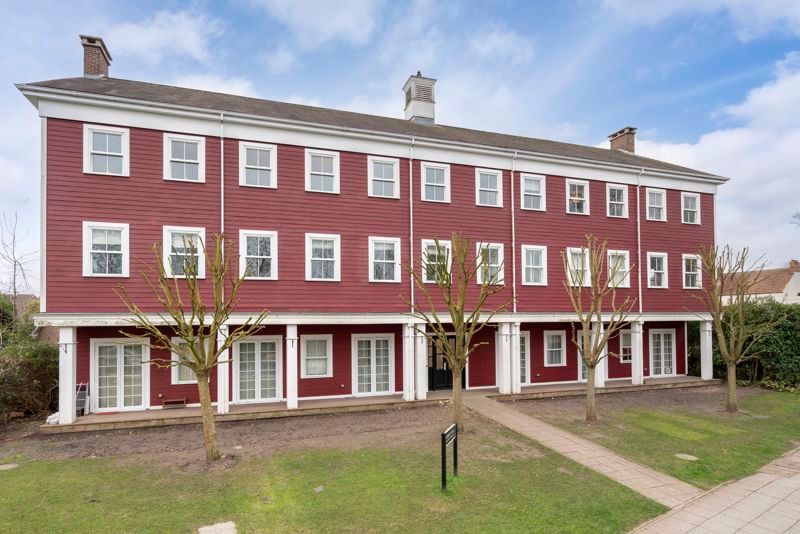 Property photo 1 of 22 External