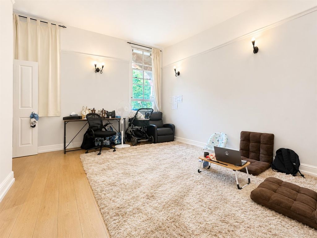 Property photo 3 of 7 Coopers Estate Agents