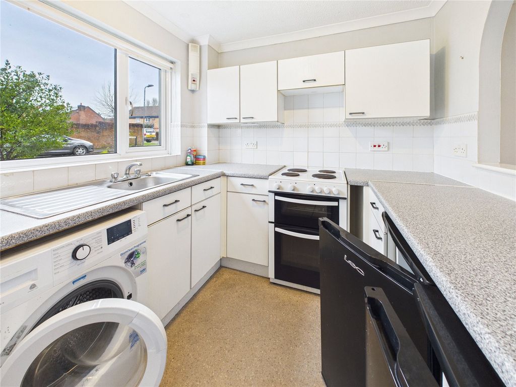 Property photo 2 of 10 Picture No. 21