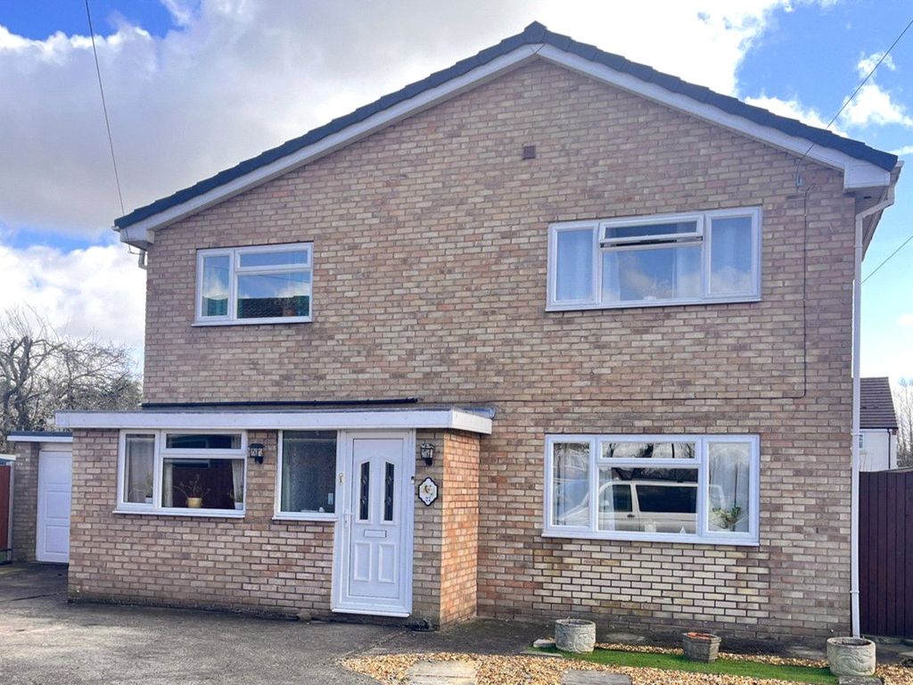 Property photo 1 of 19 Picture No. 27