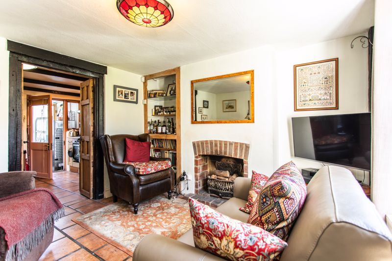 Property photo 3 of 13 Photo 6