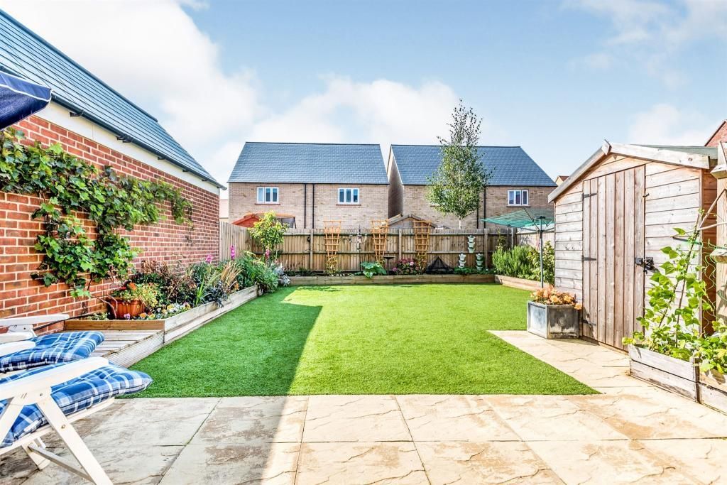 Property photo 2 of 11 Rear2.Jpeg