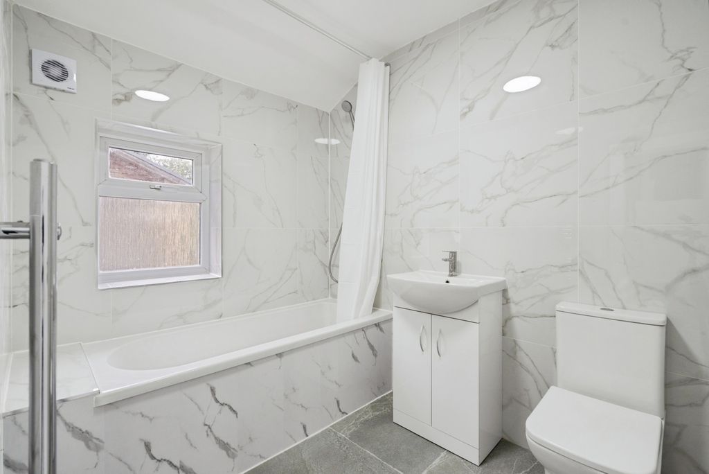 Property photo 3 of 30 Pbox-Img.Jpg