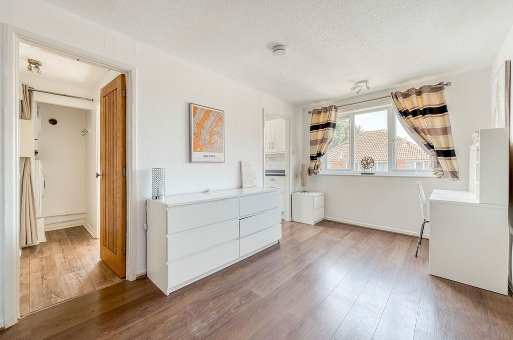 Additional image 4 of Studio for saleFisher Road, Diss IP22