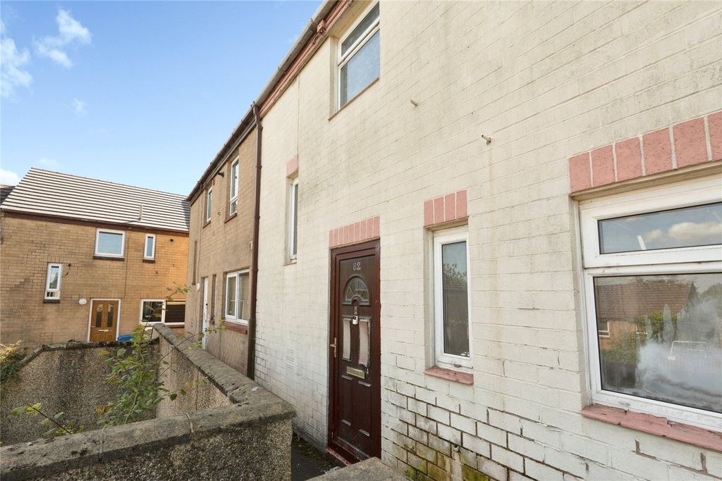 Property photo 2 of 17 External