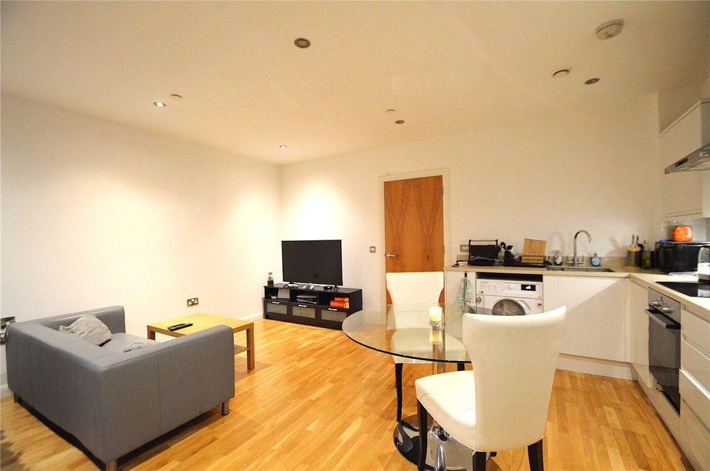 Property photo 1 of 6 Picture No. 06