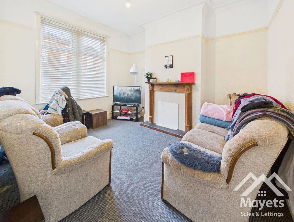 Property photo 2 of 10