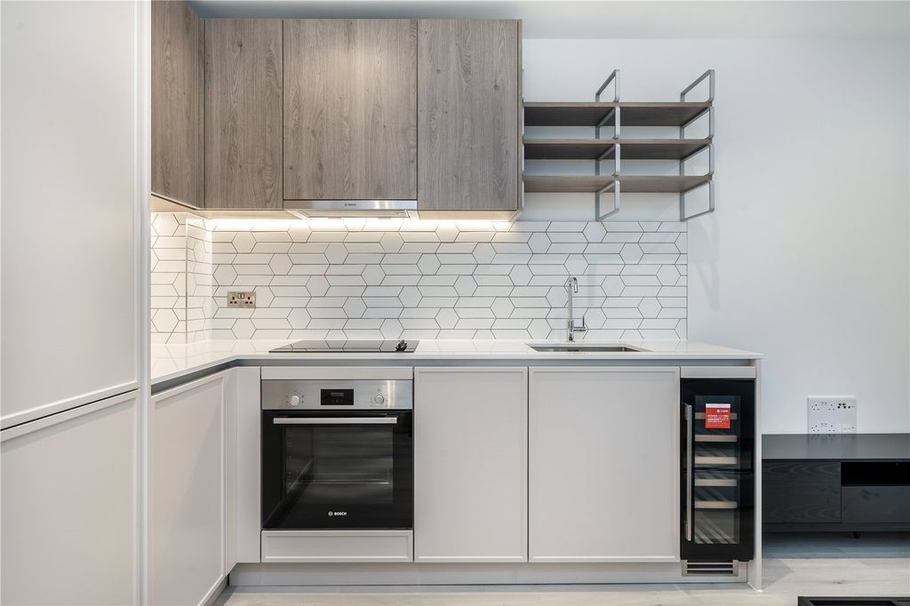 Property photo 3 of 8 Picture No. 08