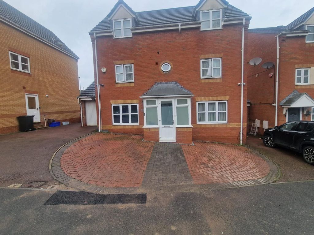 Property photo 1 of 24