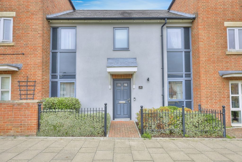 Property photo 1 of 17 Front