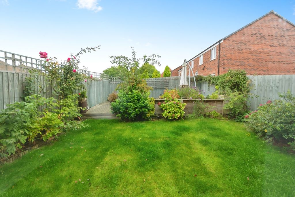 Property photo 3 of 17 Photo