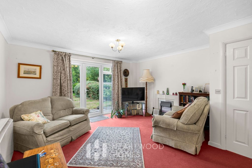 Property photo 2 of 14