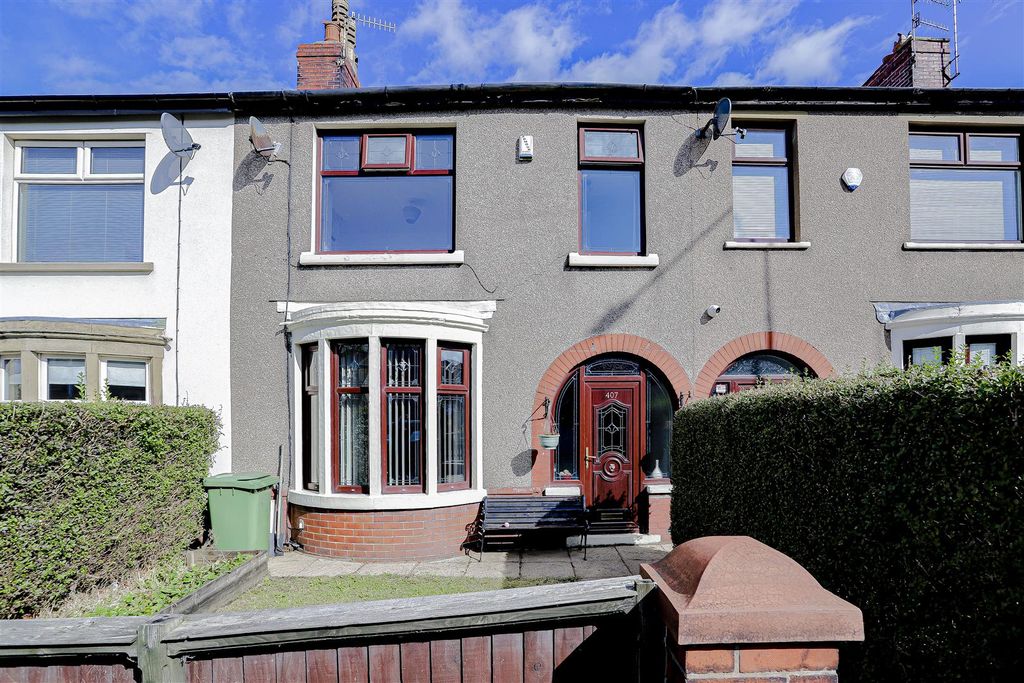 4 bed terraced house for sale Higher Baxenden