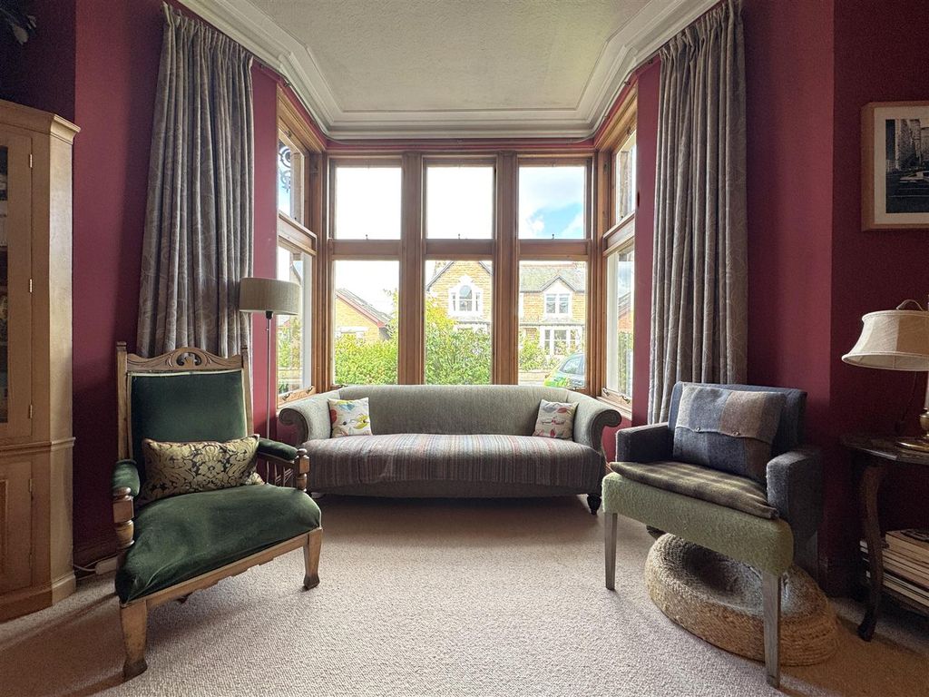 Property photo 3 of 25 Bay Window.Jpg