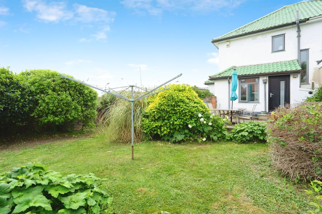 Property photo 3 of 25
