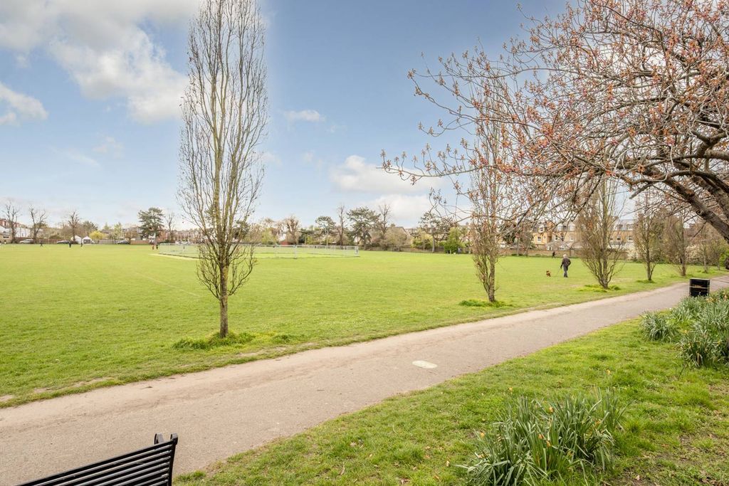 Property photo 3 of 3