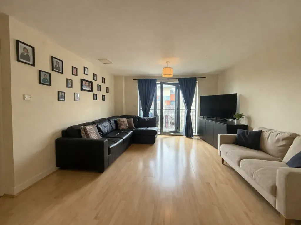 Property photo 1 of 10
